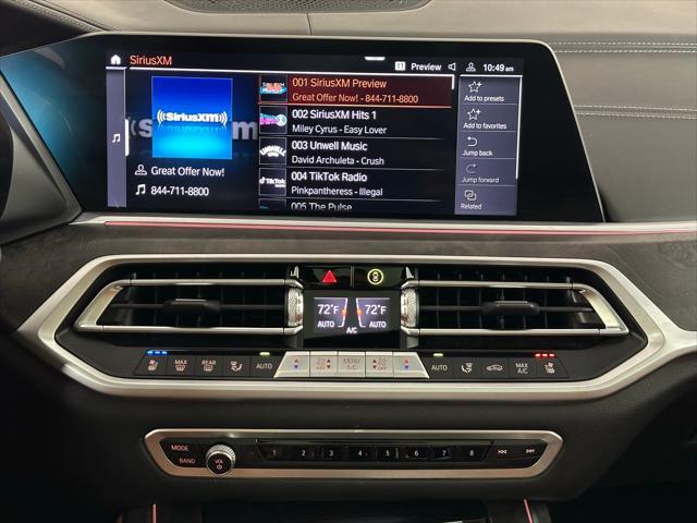 Photo of 2022 Mineral White Metallic BMW X7