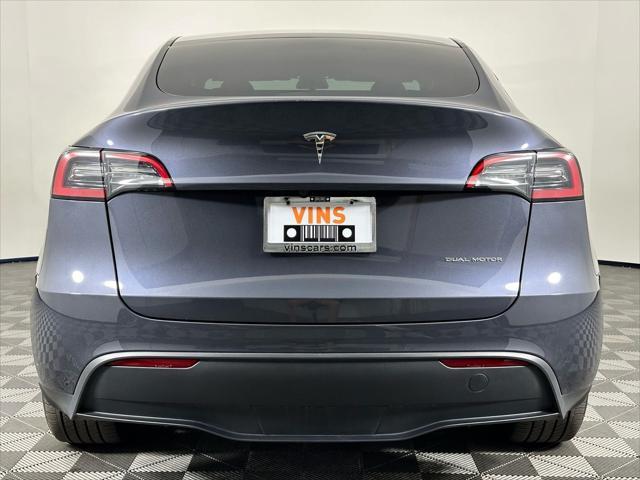 Photo of 2023 Gray Tesla Model Y