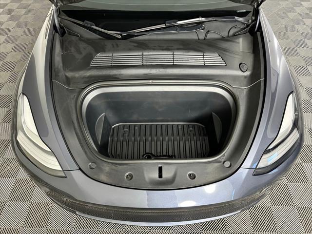 Photo of 2023 Gray Tesla Model Y