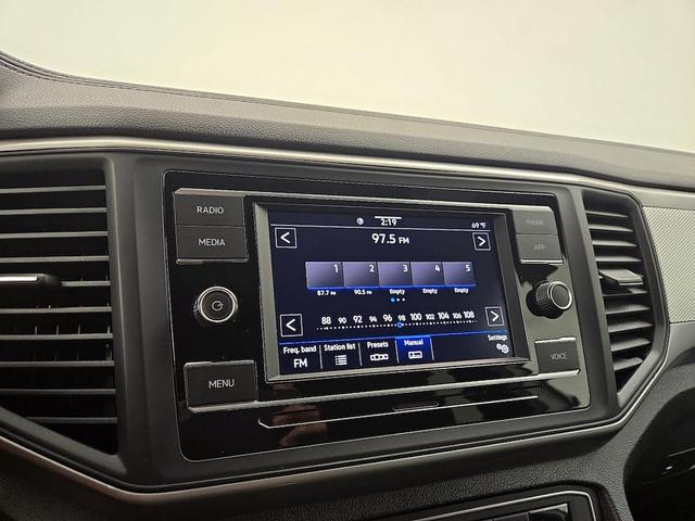 Photo of 2020 White Volkswagen Atlas Cross Sport