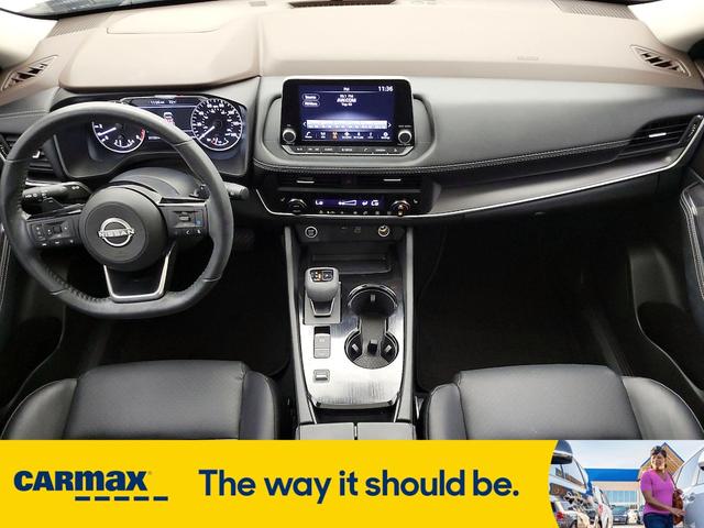 Photo of 2023 Silver Nissan Rogue