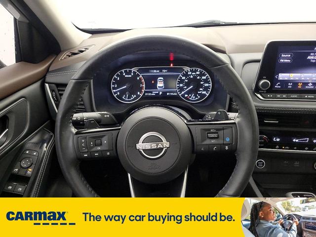 Photo of 2023 Silver Nissan Rogue