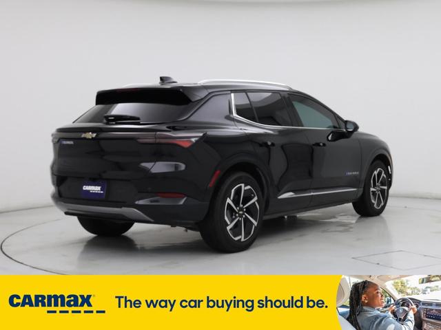 Photo of 2025 Black Chevrolet Equinox EV