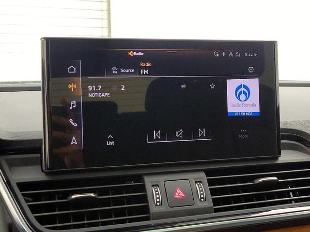 Photo of 2023 Gray Audi Q5