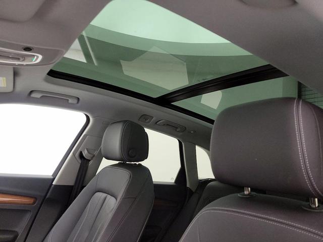 Photo of 2023 Gray Audi Q5