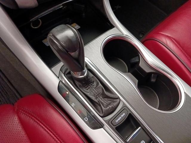 Photo of 2019 White Acura TLX