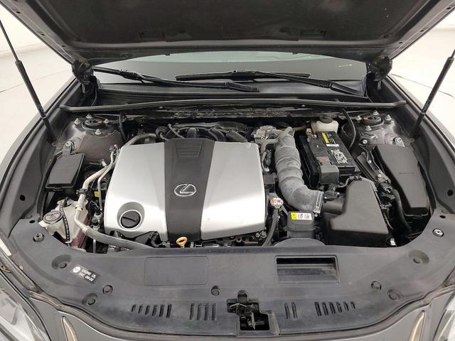 Photo of 2022 Gray Lexus ES 350