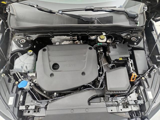 Photo of 2025 Black Volvo XC40