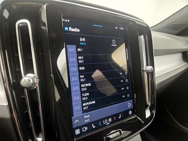 Photo of 2025 Black Volvo XC40