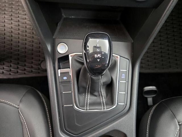 Photo of 2022 Black Volkswagen Taos