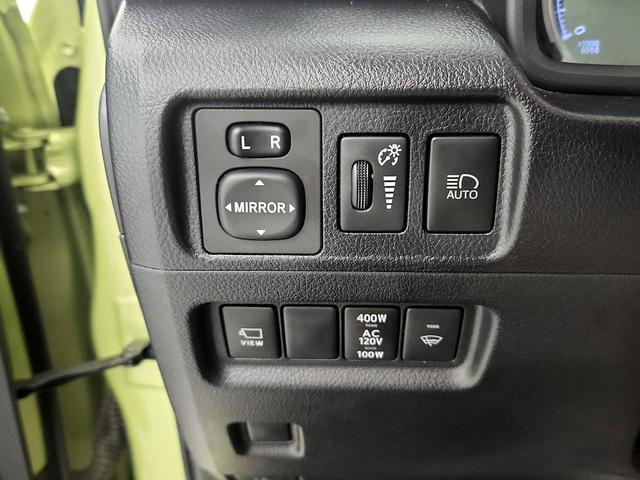 Photo of 2022 Green Toyota 4Runner