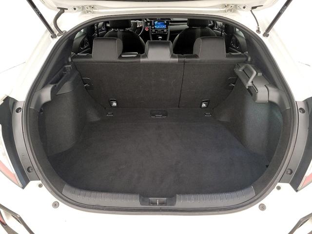 Photo of 2021 White Honda Civic