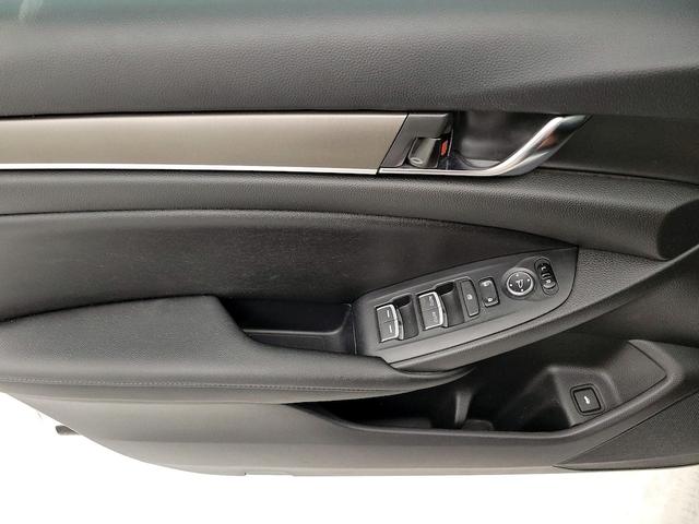 Photo of 2021 White Honda Accord