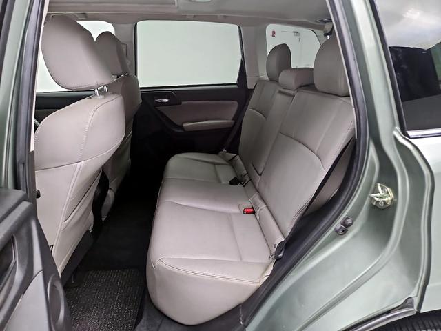 Photo of 2015 Green Subaru Forester