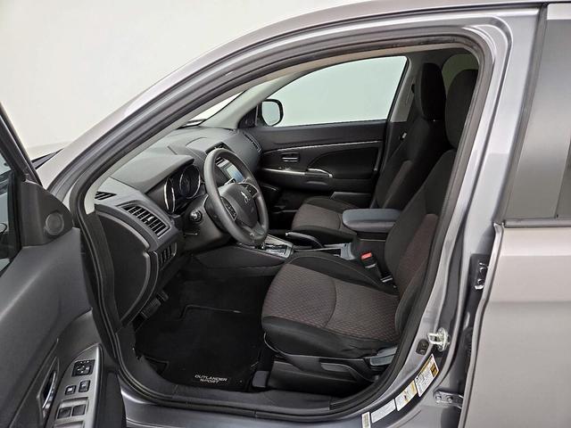 Photo of 2018 Tan Mitsubishi Outlander Sport