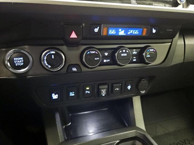 Photo of 2022 Gray Toyota Tacoma