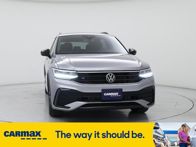 Photo of 2022 Silver Volkswagen Tiguan