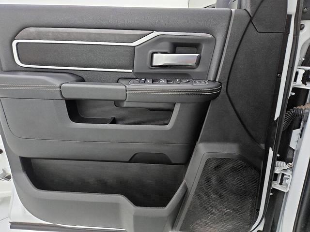 Photo of 2024 White RAM 2500