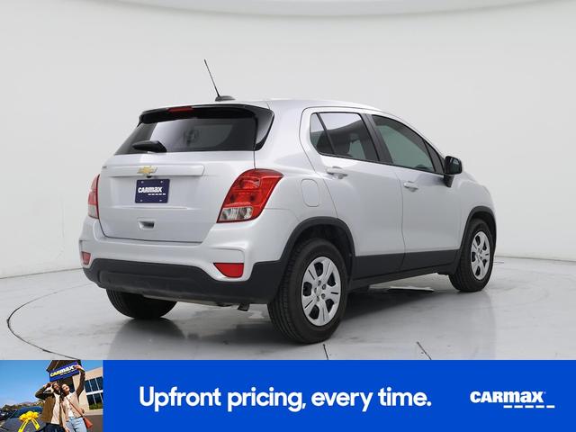 Photo of 2018 Silver Chevrolet Trax