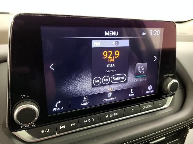 Photo of 2023 Black Nissan Rogue
