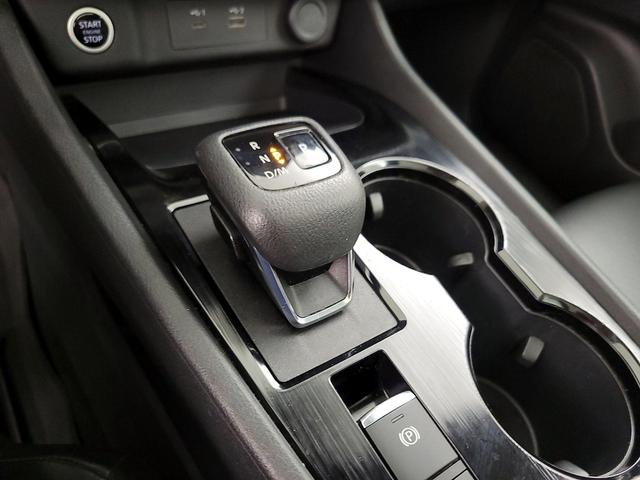 Photo of 2023 Black Nissan Rogue