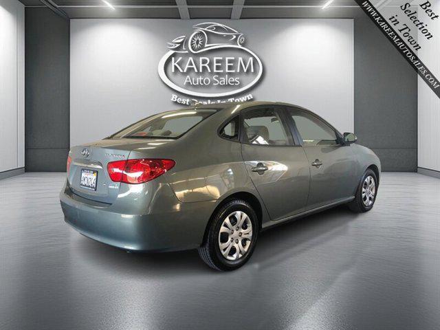 Photo of 2010 Natural Khaki Pearl Hyundai ELANTRA