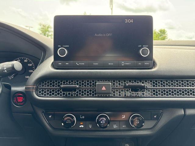 Photo of 2023 Urban Gray Pearl Honda HR-V