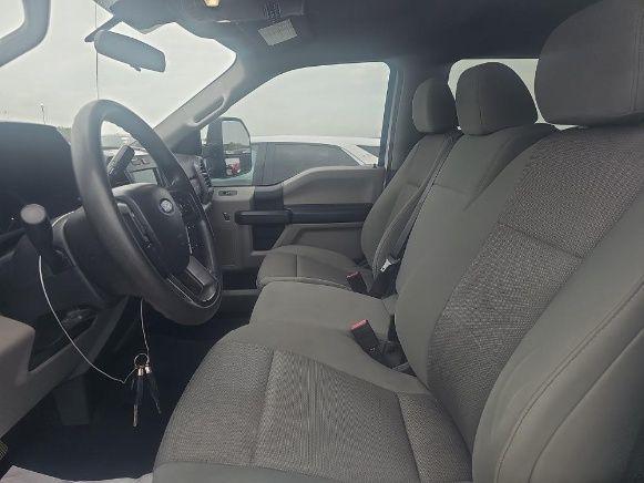 Photo of 2021 Oxford White Ford F-250