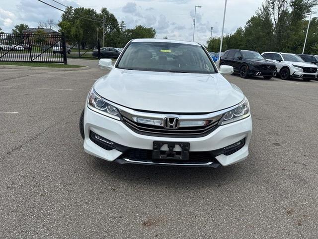 Photo of 2017 White Orchid Pearl Honda Accord
