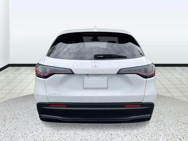 Photo of 2026 Platinum White Honda HR-V