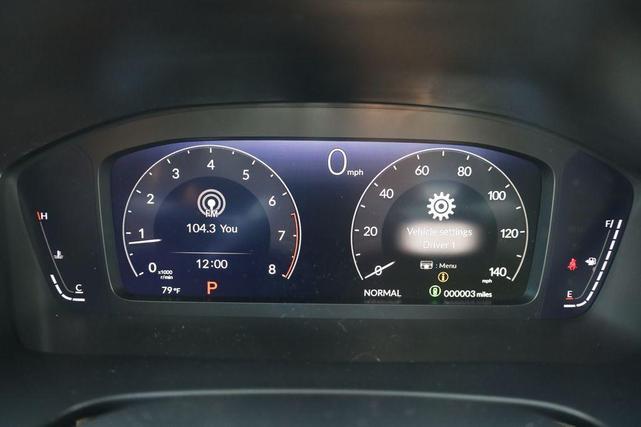 Photo of 2026 Platinum White Honda CR-V