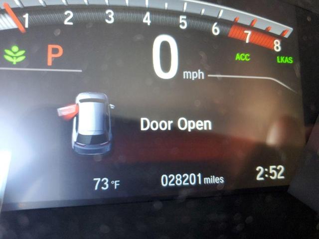 Photo of 2022 Platinum White Pearl Honda CR-V