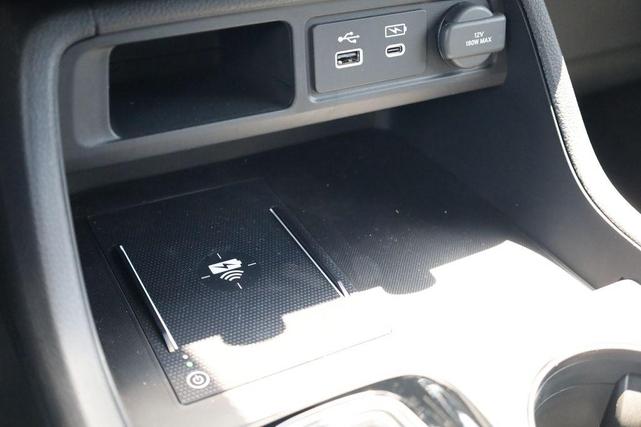 Photo of 2025 Gray Pearl Honda Pilot