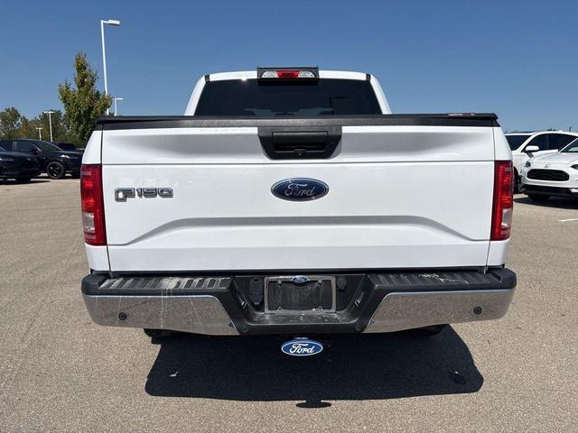 Photo of 2017 Oxford White Ford F-150