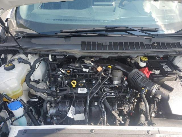 Photo of 2023 Star White Ford Edge