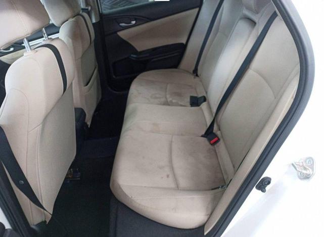 Photo of 2017 Taffeta White Honda Civic