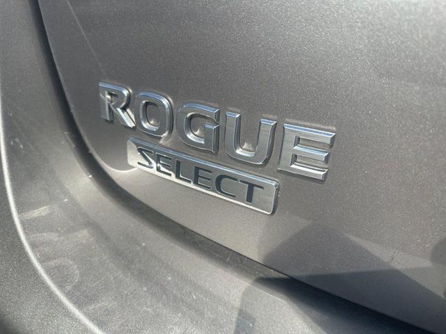 Photo of 2014 Platinum Graphite Nissan Rogue Select