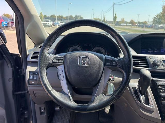 Photo of 2012 Polished Metal Metallic Honda Odyssey