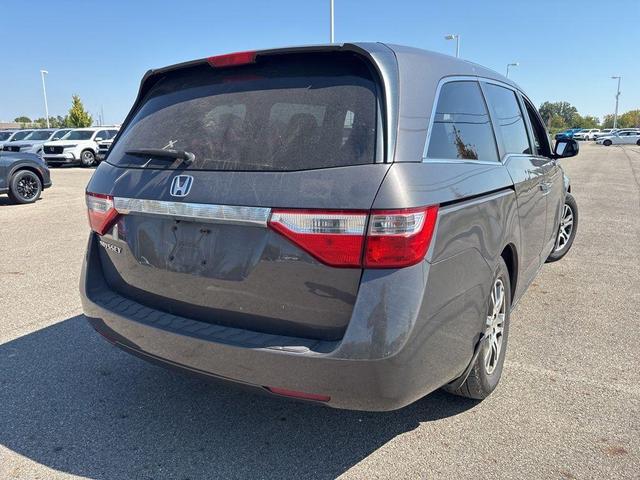 Photo of 2012 Polished Metal Metallic Honda Odyssey