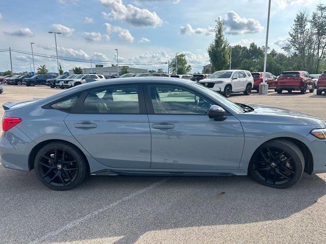 Photo of 2022 Sonic Gray Pearl Honda Civic Si