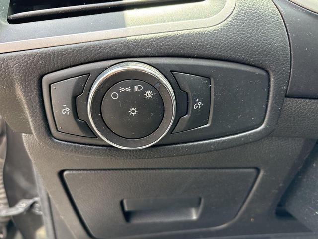 Photo of 2017 Magnetic Metallic Ford Edge