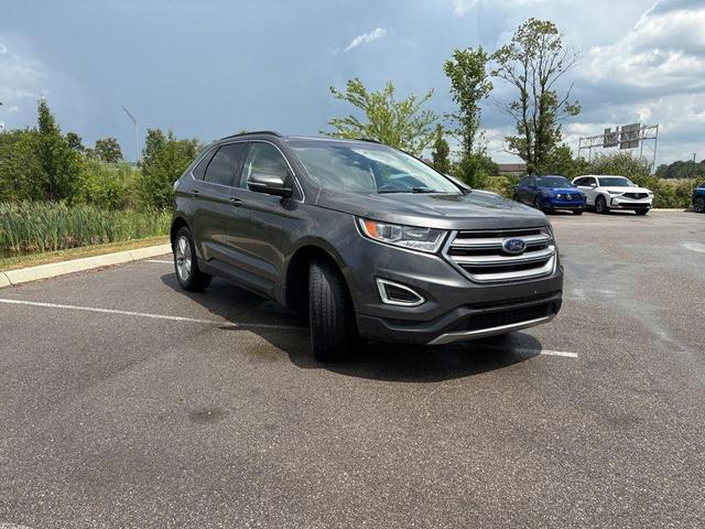 Photo of 2017 Magnetic Metallic Ford Edge