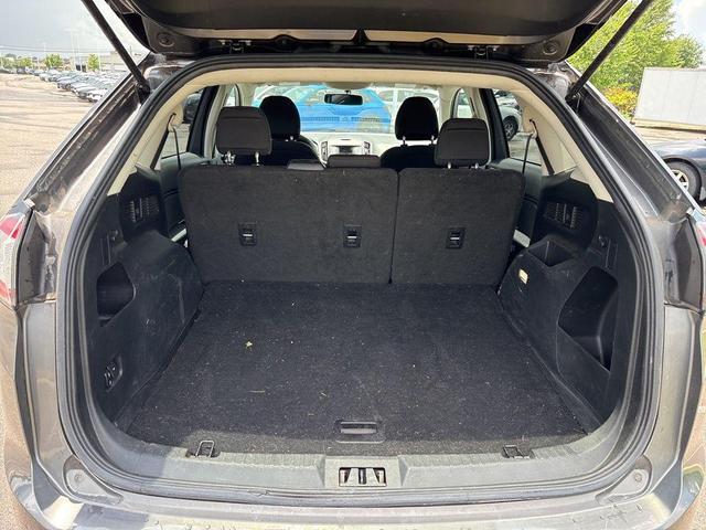 Photo of 2017 Magnetic Metallic Ford Edge