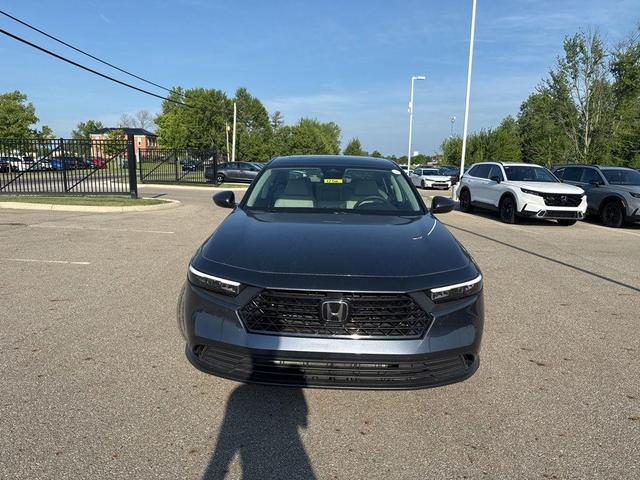 Photo of 2024 Meteorite Gray Metallic Honda Accord