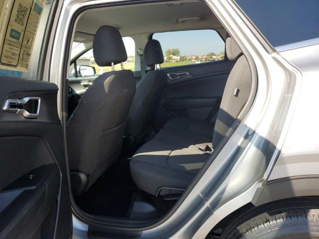 Photo of 2024 Steel Gray Kia Sportage