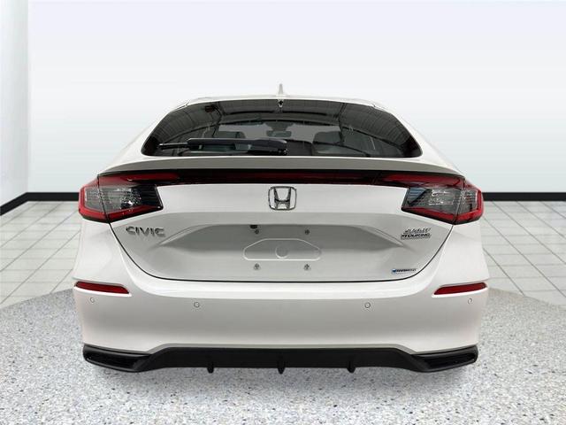 Photo of 2026 Platinum White Honda Civic Hybrid