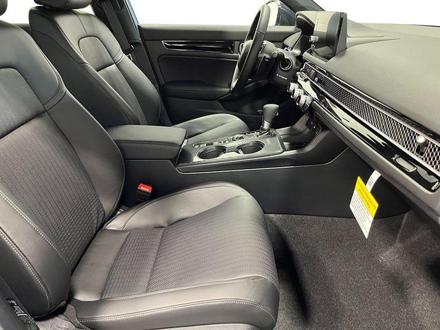 Photo of 2026 Platinum White Honda Civic Hybrid