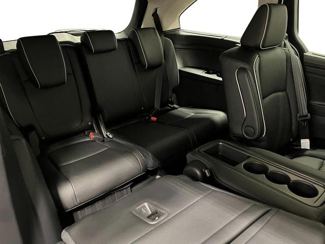 Photo of 2026 Modern Steel Metallic Honda Odyssey