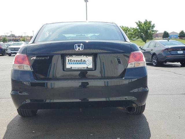Photo of 2010 Crystal Black Pearl Honda Accord