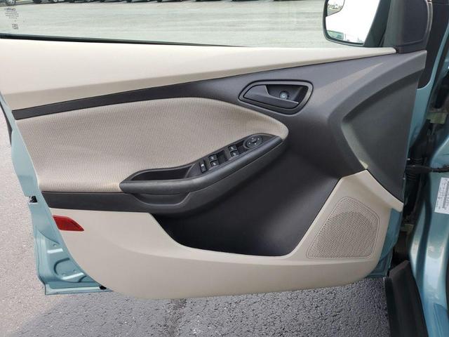Photo of 2012 Frosted Glass Ford Focus